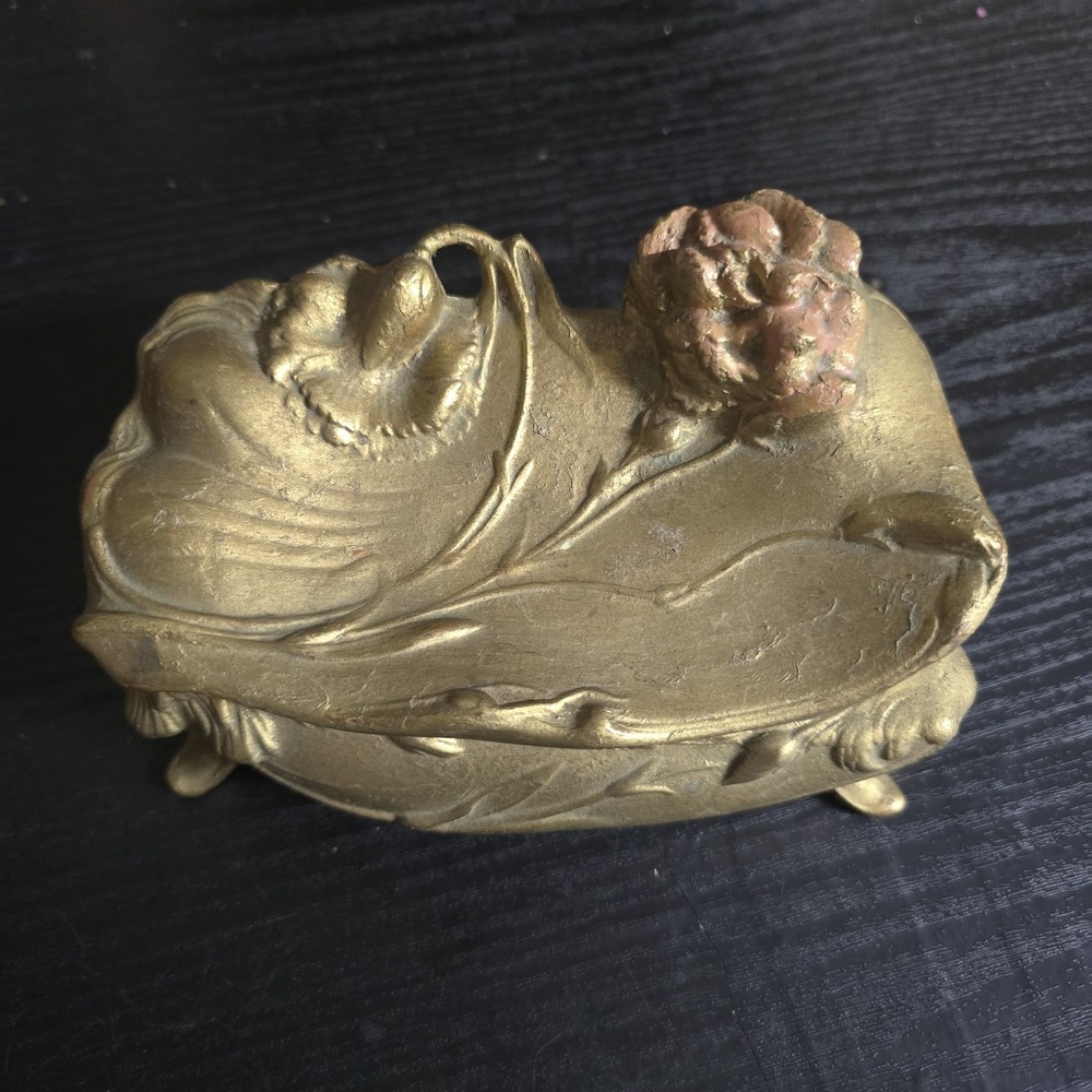 Victorian JB Art Nouveau jewelry casket gold paint spelter metal box footed case